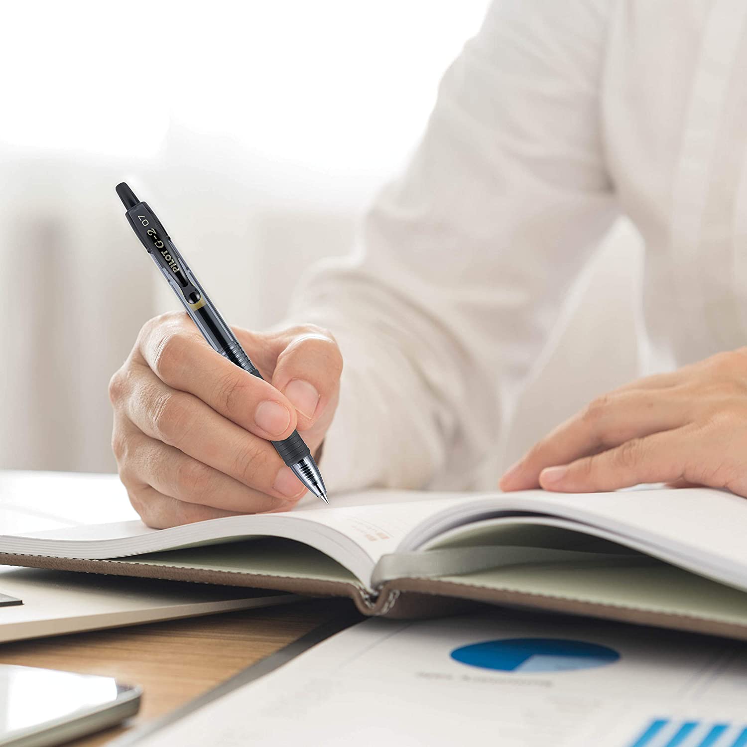 PILOT G2 Premium Refillable & Retractable Rolling Ball Gel Pens