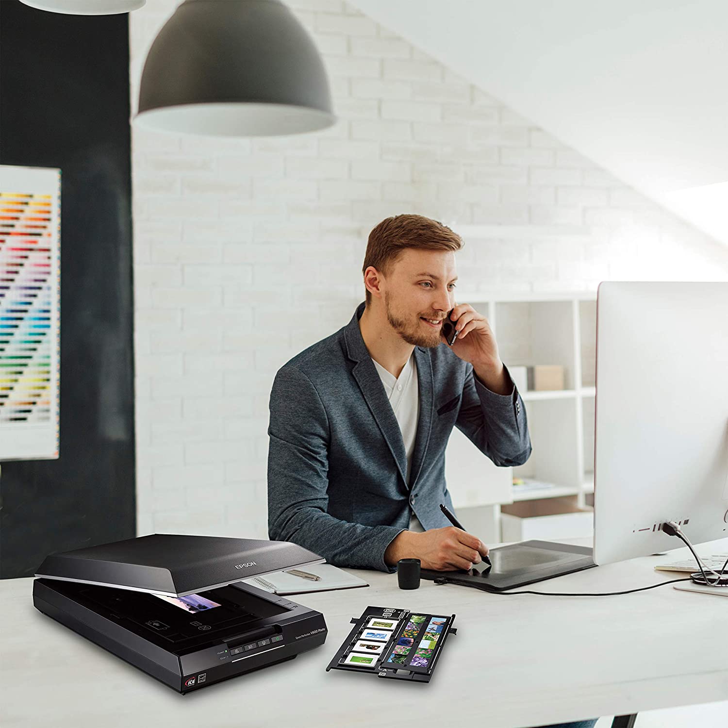 Epson Perfection V600 Color Photo, Image, Film, Negative & Document Scanner